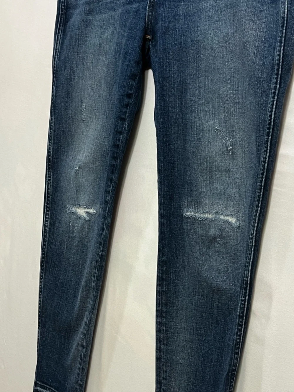 Madewell 9” High Rise Skinny Jeans Dark Wash 31 Raw Hem Distressed - Picture 5 of 12